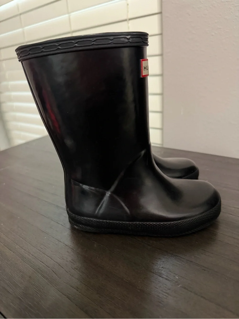 Hunter Black Kids' Gloss Rain Boots with Red Logo